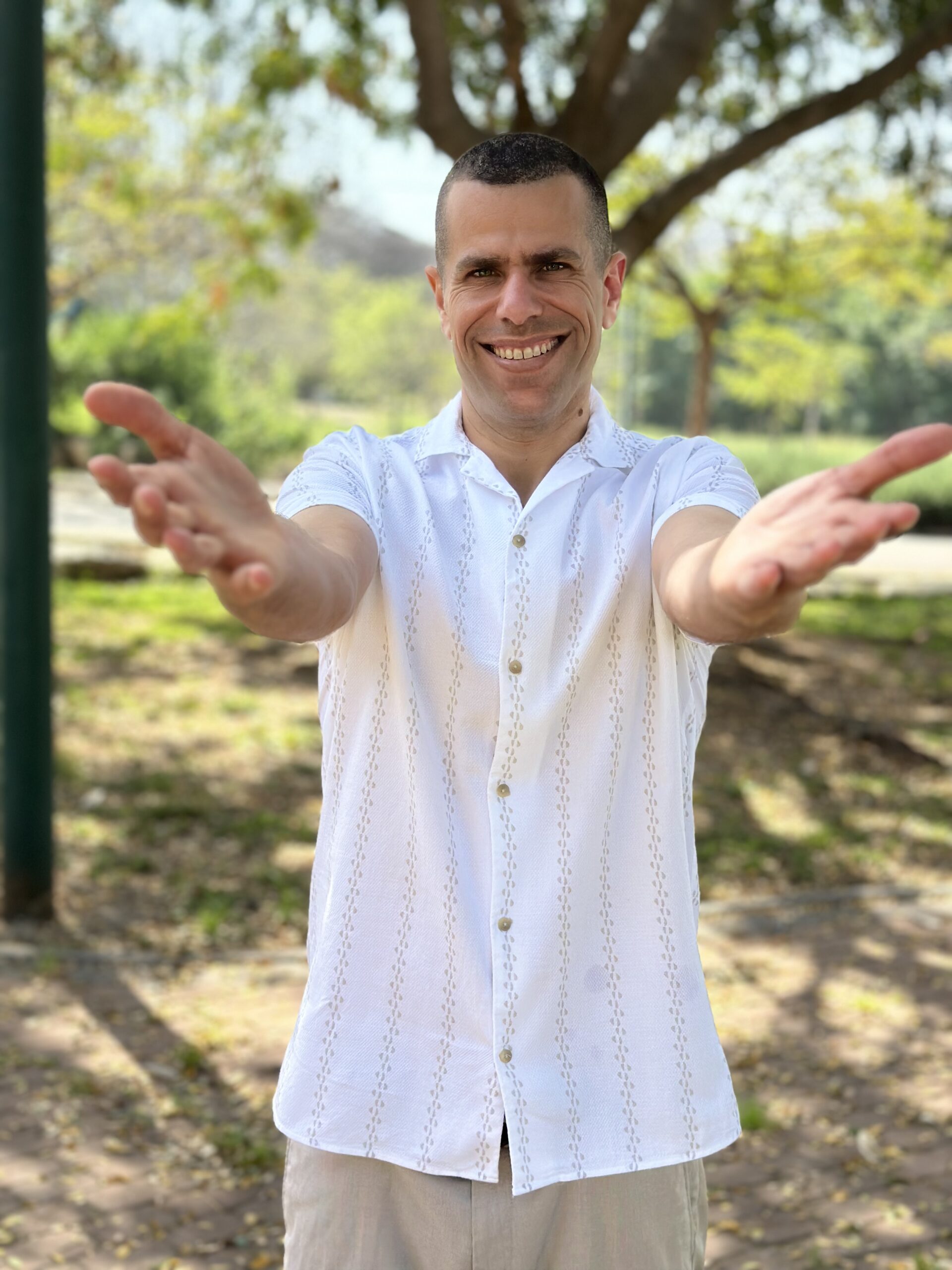 דן לוסטיג, מייסד תודעת ריפוי ומדריך הפרוטוקול